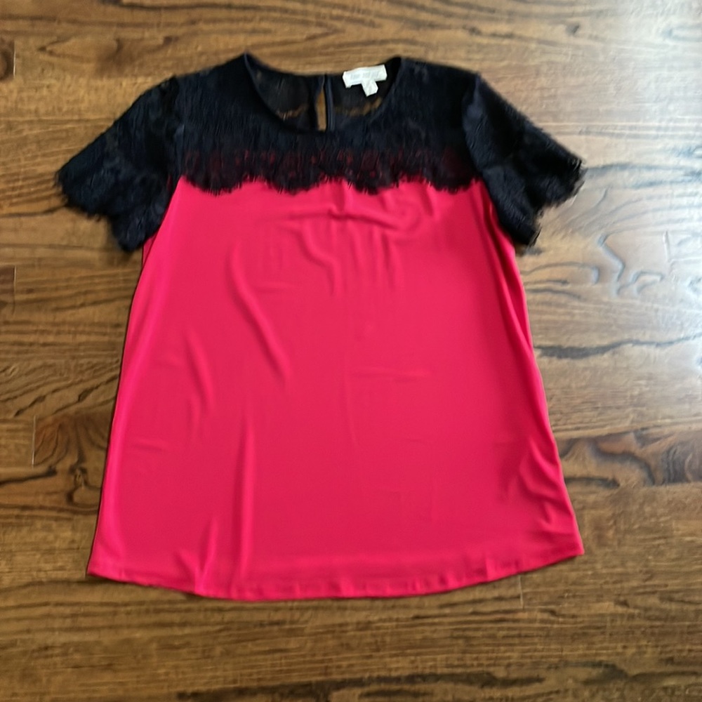NWT, Red Top with Black Lace Details!